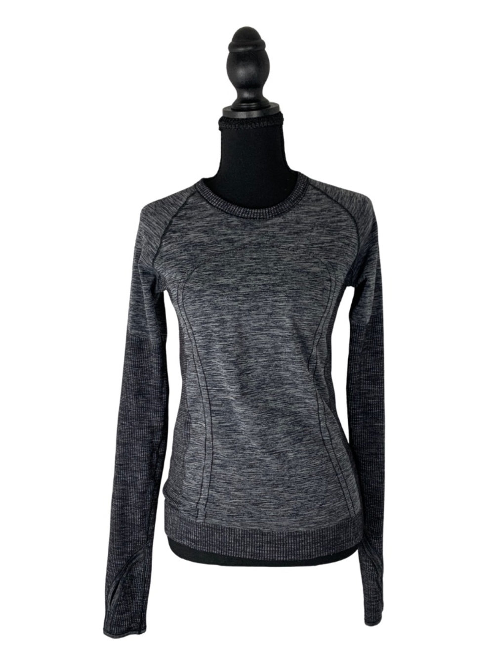 Lululemon Long Sleeve Heathered Charcoal Swiftly Tech Pullover Activewear Sporty